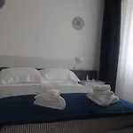 Naiadi 3*