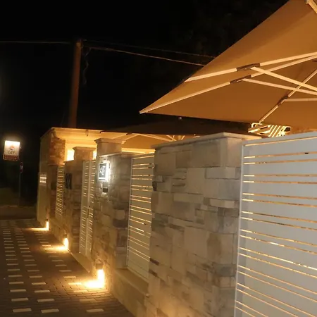 Naiadi Bed and Breakfast 4*